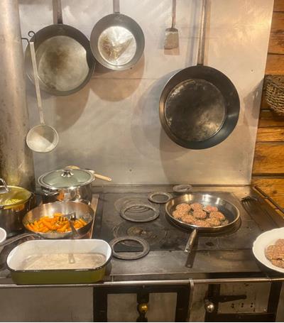 Die Hauptspeise wird zubereitet