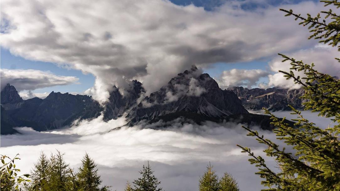 wanderung-karnischer-hoehenweg-helm-sillianer-huette-sextener-dolomiten-osttirol-september-sommer-2018-lena-sulzenbacher-26