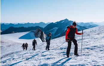 ADVANCED Hochtourenkurs Schwarzensteinhütte