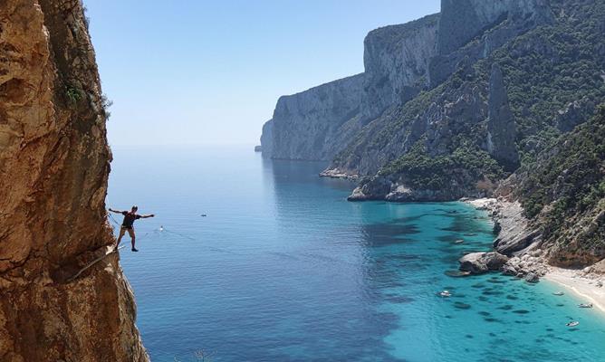 str0012-selvaggio-blu-extre-hub-22-1-ok