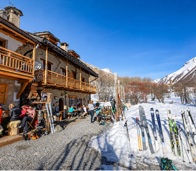 auberge-de-la-cure-bearbeitet-1