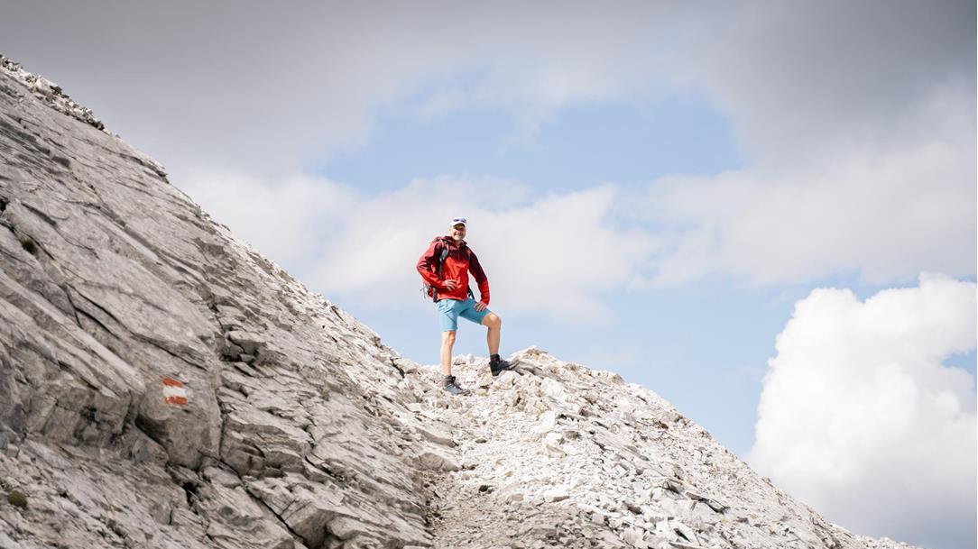 wanderung-karnischer-hoehenweg-obstanserseehuette-grosses-kinigat-pfannspitze-osttirol-september-sommer-2023-lena-sulzenbacher-05
