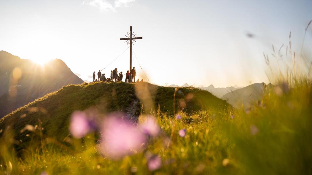 alpenueberquerung-sonnenuntergang-juli-lechtal-tirol-sommer-2024-lena-sulzenbacher-05