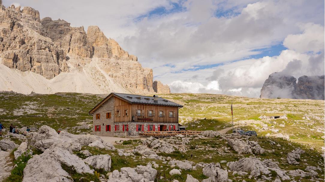 rifugio-lavaredo-drei-zinnen-dolomiten-suedtirol-august-sommer-2025-lena-sulzenbacher-02