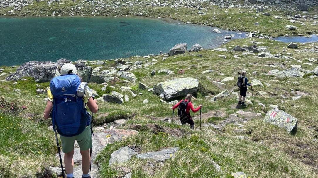 swa0016-5-seen-wanderung-tanja-quer-3