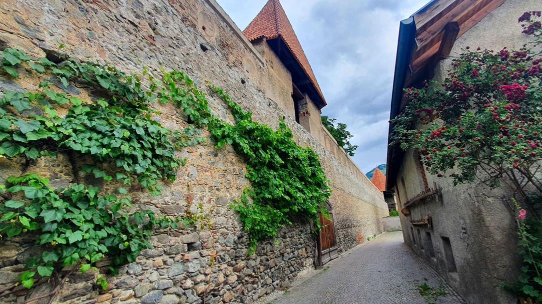 kultur-stadt-glurns-wanderwoche-ortler-suedtirol-pixby-wanderfuehrer-andreas-pittl