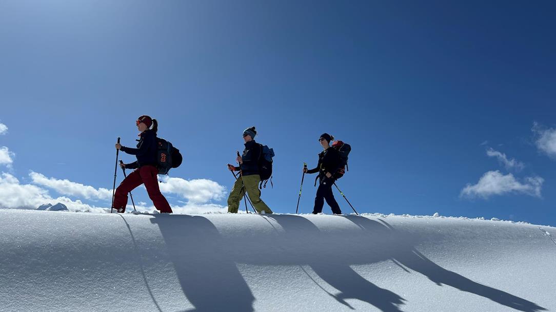 schneeschuhwandern-bergauf-bergab-florian-7