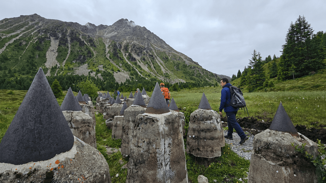 wanderreise-ortler-reschensse-plamort-panzersperre