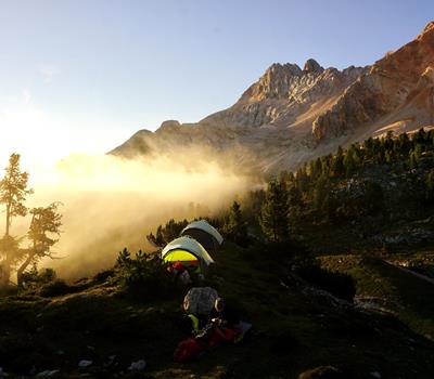 Früh morgens in den Dolomiten