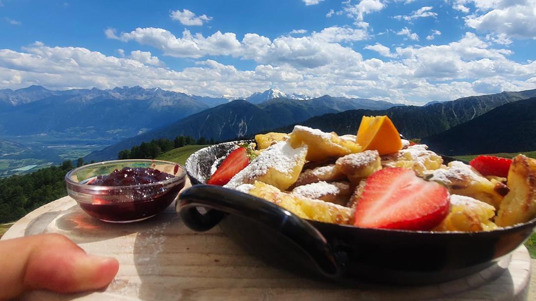 genuss-wanderwoche-ortler-suedtirol-pixby-wanderfuehrer-andreas-pittl