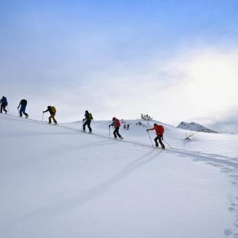 SECRET Silvester-Skitourenwoche Dolomiten Alm