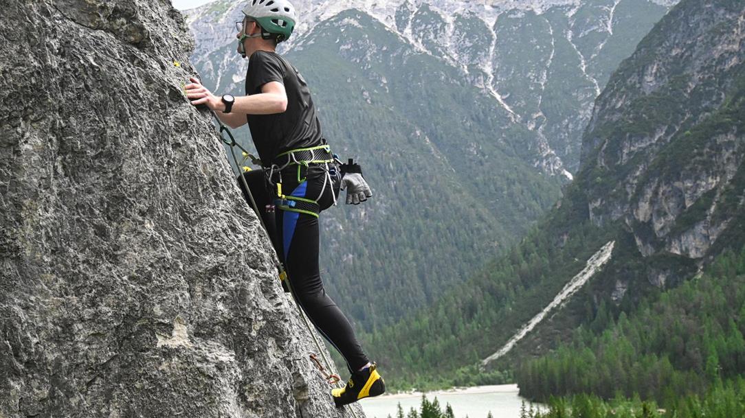 Climbing Course For Beginners and Intermediates