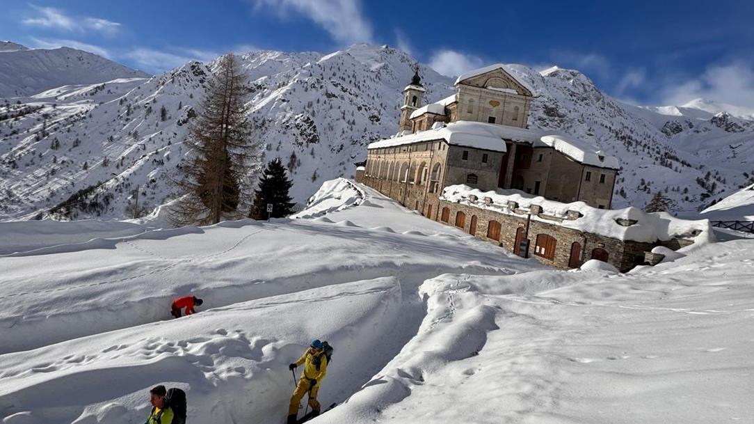 val-grana-skitour-emmi-26-wsw0125-18