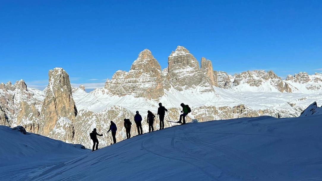 Group Ski Tour in the Dolomites