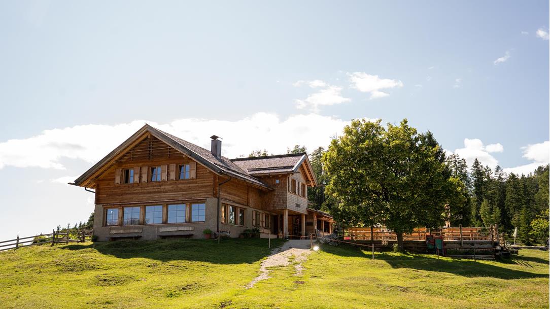 wanderung-schutzhaus-tschafon-rosengarten-dolomiten-suedtirol-sommer-2025-lena-sulzenbacher-01