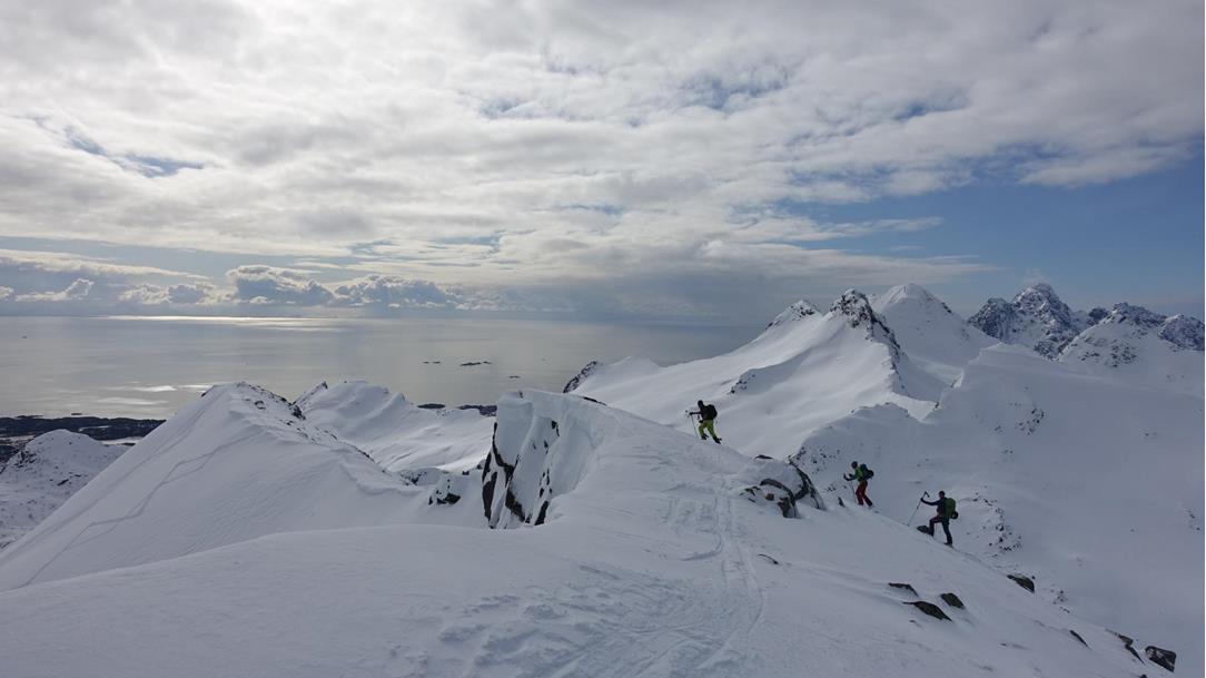 skitouren-auf-den-lofoten-mit-globo-alpin-3