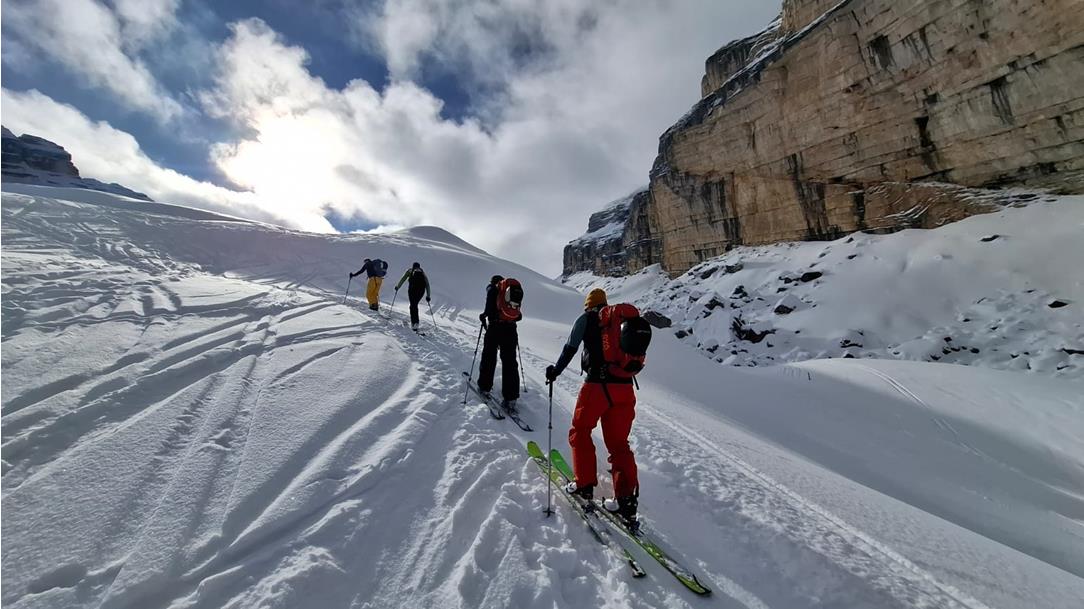fanes-yoga-magda-skitour-7