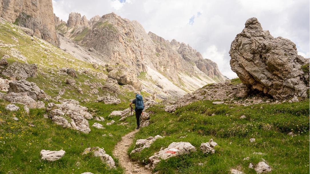 wanderung-schafsteig-rosengarten-dolomiten-suedtirol-sommer-2025-lena-sulzenbacher-01