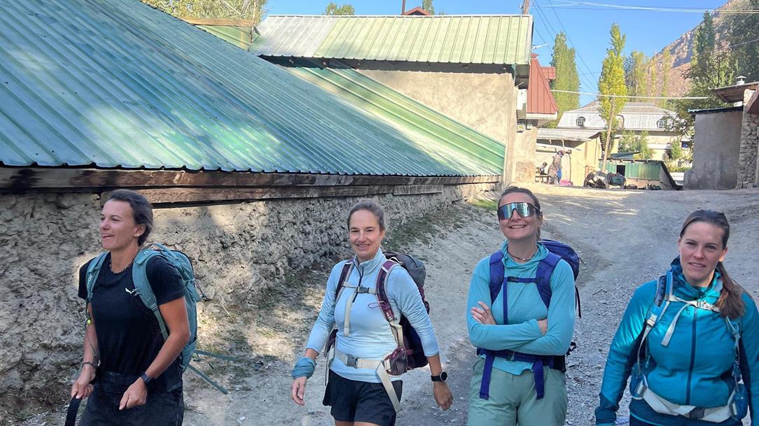 str0065-tadschikistan-florian-2026-trekking-6